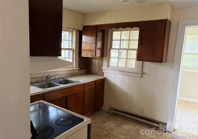 Photo 2 of Single family home for sale at 409 Messner St, Salisbury, NC 28144 | MLS# 4410884 | Listing updated on 2026-08-10