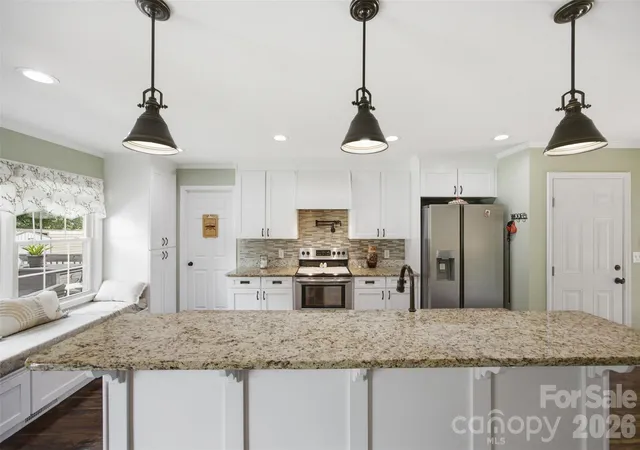 3rd image of 502 Ellenwood Dr, Kings Mountain, NC 28086 | MLS# 4410889