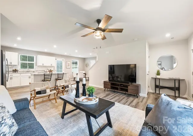 5th image of 7016 Ludell Ln, Charlotte, NC 28215 | MLS# 4410902
