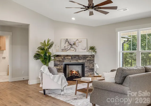 2nd image of 735 Jupiter Rd, Weaverville, NC 28787 | MLS# 4410914