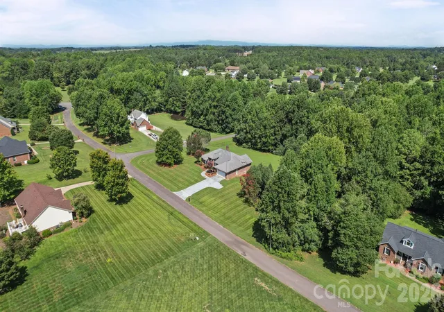 5th image of 3008 Eaker Dr, Cherryville, NC 28021 | MLS# 4410929