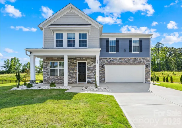 Photo 1 of Single family home for sale at 527 Millstone Dr, Edgemoor, SC 29712 | MLS# 4410930 | Listing updated on 2026-08-29