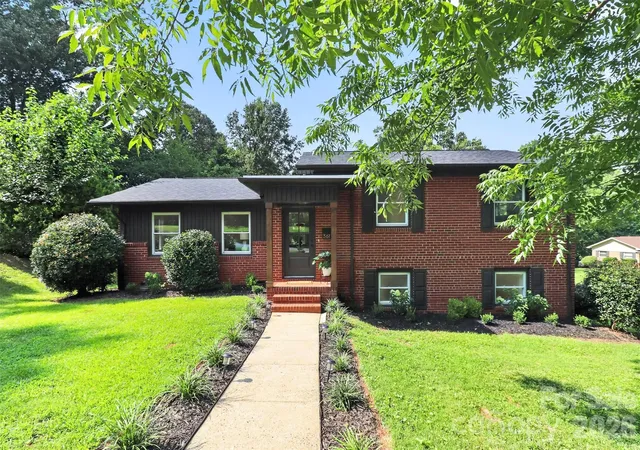 1st image of 3617 Woodleaf Rd, Charlotte, NC 28205 | MLS# 4410938