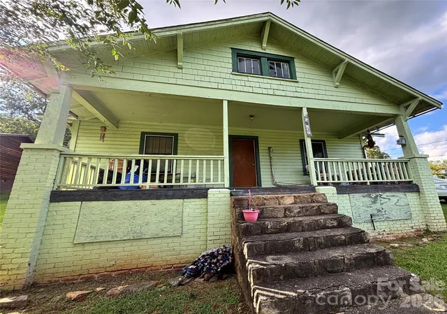 3rd image of 1102 Regal Pl Nw, Lenoir, NC 28645 | MLS# 4410946