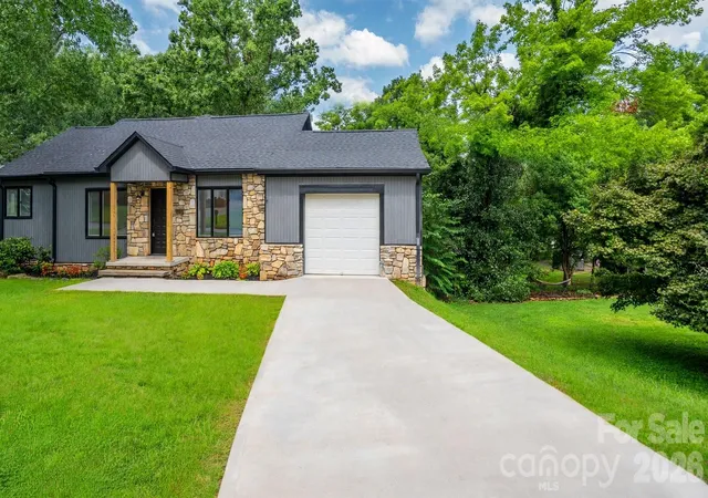 4th image of 102 Falls St, Morganton, NC 28655 | MLS# 4410971