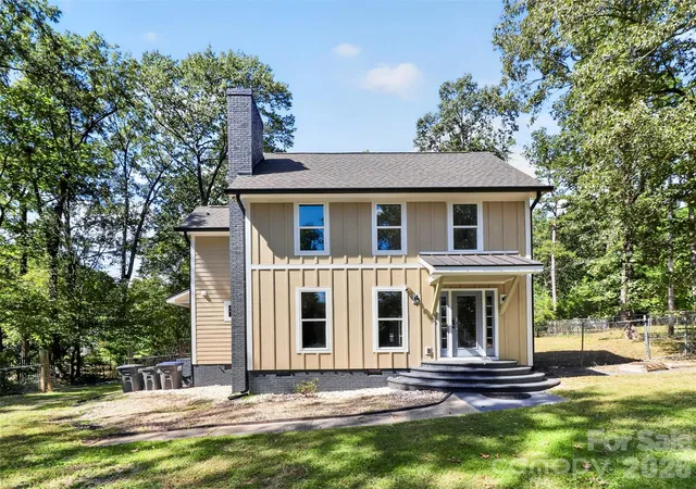 Photo 1 of Single family home for sale at 4208 Waxhaw Indian Trl Rd, Indian Trail, NC 28079 | MLS# 4410974 | Listing updated on 2026-10-07