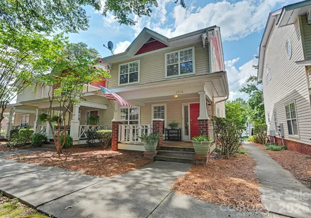 1st image of 1016 W 1st St, Charlotte, NC 28202 | MLS# 4410978