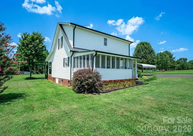 5th image of 510 Mauneyville Rd, Cherryville, NC 28021 | MLS# 4410996
