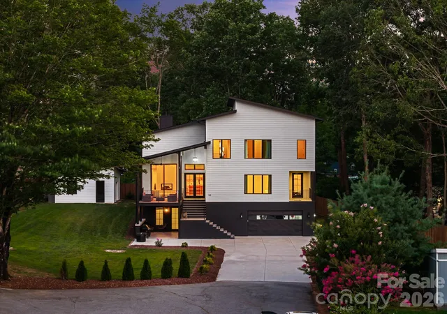 2nd image of 52 Klimovych Rd, Hendersonville, NC 28792 | MLS# 4411004