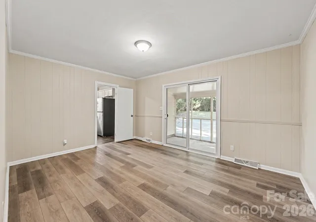 5th image of 6915 Idlewild Rd, Charlotte, NC 28212 | MLS# 4411027