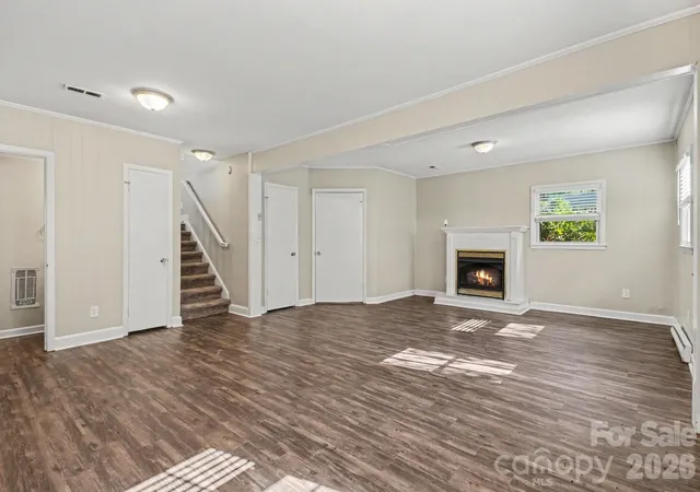 Photo 3 of Single family home for sale at 6209 Springfield Dr, Charlotte, NC 28212 | MLS# 4411035 | Listing updated on 2026-10-30