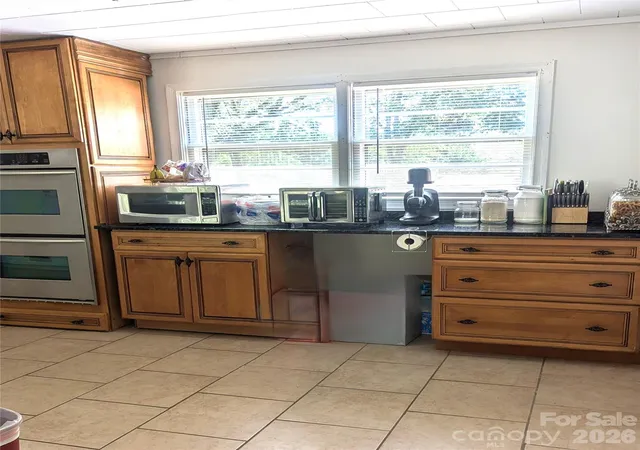 Single family home for sale at 605 Lincoln Ln, Lenoir, NC 28645 | MLS# 4411038 | Listing updated on 2026-09-05