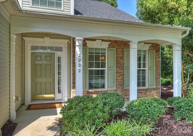 3rd image of 12332 Bobhouse Dr, Charlotte, NC 28277 | MLS# 4411039