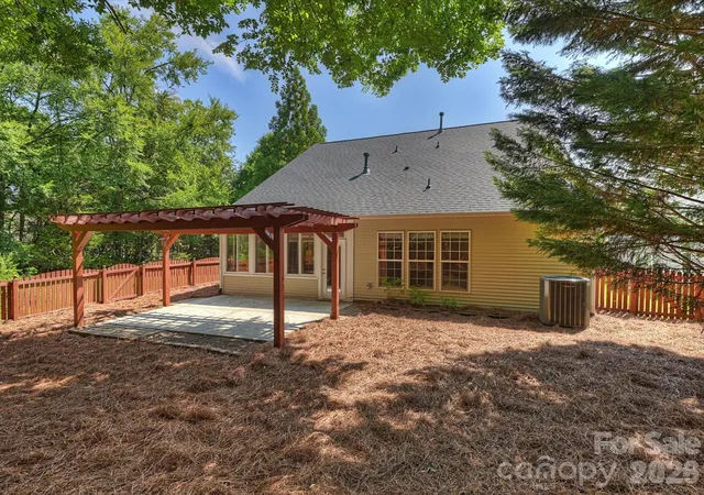 47th image of 12332 Bobhouse Dr, Charlotte, NC 28277 | MLS# 4411039