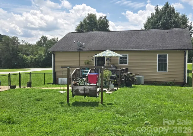 4th image of 4714 Hoover Rd, Vale, NC 28168 | MLS# 4411045