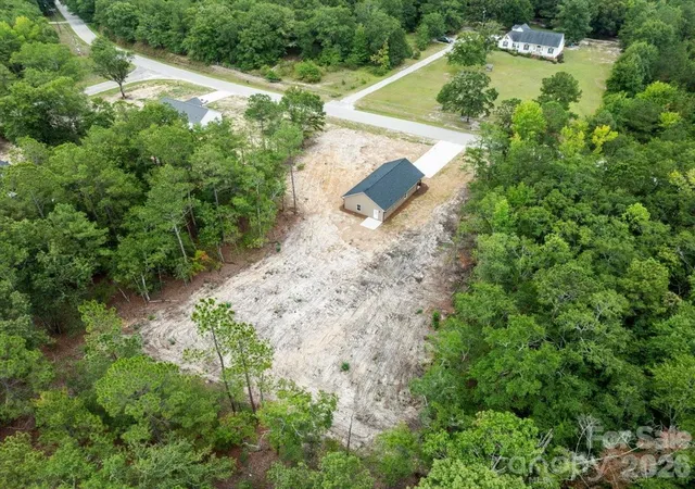 Photo 5 of Single family home for sale at 1139 Peach Orchard Rd, Jefferson, SC 29718 | MLS# 4411057 | Listing updated on 2026-08-06
