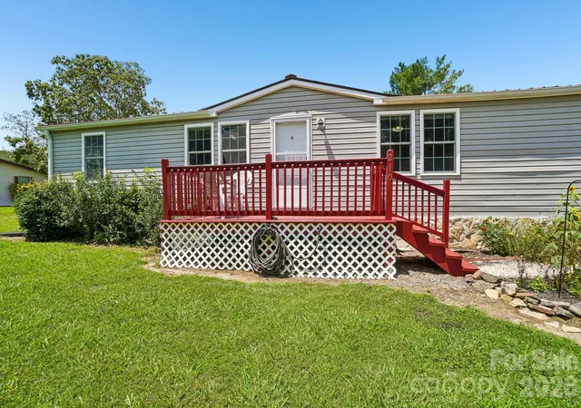 4th image of 210 Leigh Anne Ln, Horse Shoe, NC 28742 | MLS# 4411081