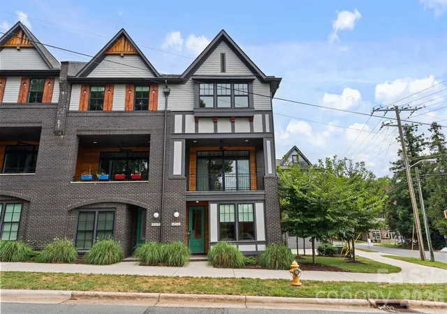 Photo 2 of Townhouse for sale at 3015 Kalex Ct, Charlotte, NC 28204 | MLS# 4411087 | Listing updated on 2026-09-25