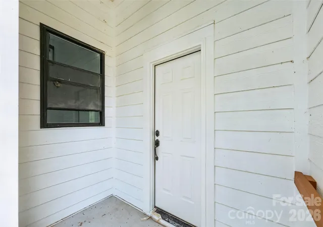 Photo 4 of Sale Pending at 1266 Ron Whicker Dr, Catawba, NC 28609 | MLS# 4411097 | Listing updated on 2026-08-24