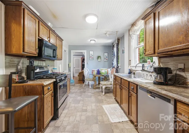 Photo 2 of Single family home for sale at 457 Willowbrook Ave, Rock Hill, SC 29730 | MLS# 4411100 | Listing updated on 2026-08-05