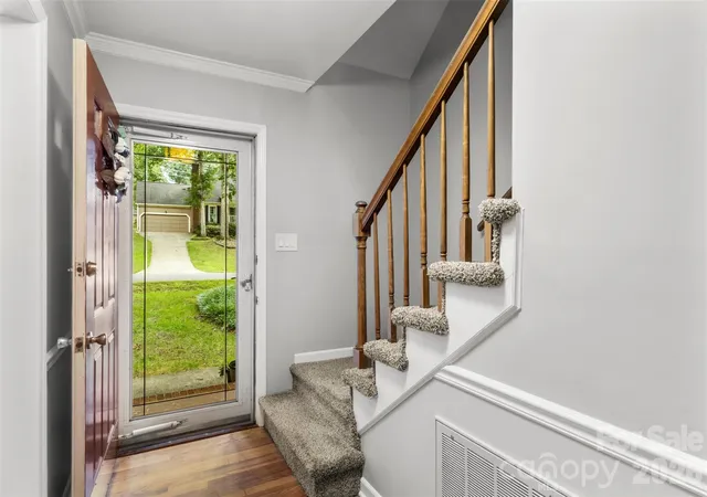 4th image of 3022 Butter Churn Ln, Matthews, NC 28105 | MLS# 4411109