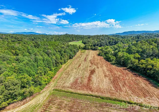 Photo 3 of House for sale at 1891 Silvers Welch Rd, Old Fort, NC 28762 | MLS# 4411117 | Listing updated on 2026-09-12