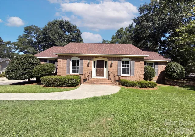 Photo 1 of Single family home for sale at 2592 Tully Ct, Lancaster, SC 29720 | MLS# 4411122 | Listing updated on 2026-09-02
