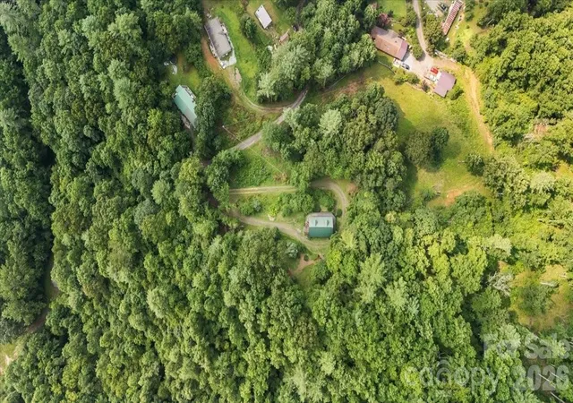 44th image of 149 Charlie Mac Dr, Burnsville, NC 28714 | MLS# 4411134