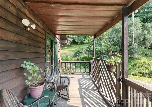 5th image of 149 Charlie Mac Dr, Burnsville, NC 28714 | MLS# 4411134