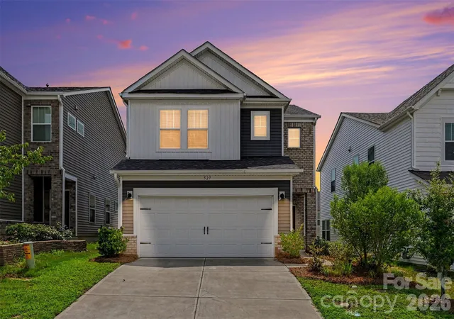 Photo 1 of Single family home for sale at 527 Palmarosa St, Fort Mill, SC 29715 | MLS# 4411138 | Listing updated on 2026-09-12