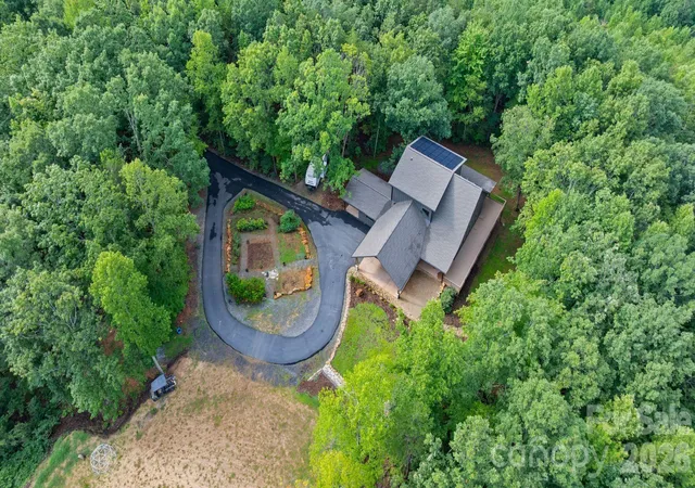 5th image of 3135 Laurel Heights Dr, Morganton, NC 28655 | MLS# 4411141