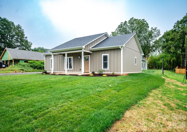 3rd image of 258 Florida Ave, Spindale, NC 28160 | MLS# 4411159
