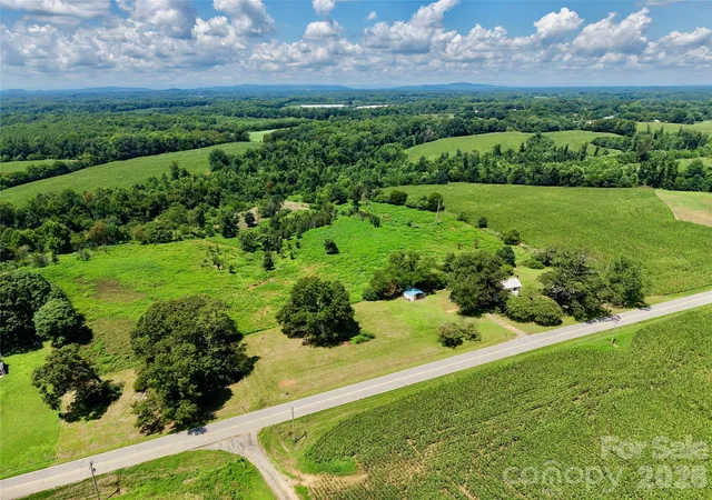 Photo 4 of Sale Pending at 1315 Harmony Hwy, Hamptonville, NC 27020 | MLS# 4411163 | Listing updated on 2026-09-03