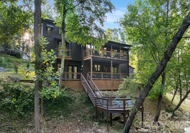 Photo 2 of Single family home for sale at 1754 Lake Tahoma Rd, Marion, NC 28752 | MLS# 4411166 | Listing updated on 2026-08-13