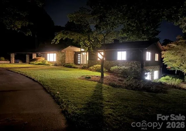 2nd image of 208 Dogwood Ln, Black Mountain, NC 28711 | MLS# 4411178