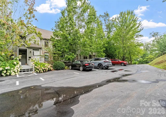 22nd image of 10 Stoney Falls Loop #304, Burnsville, NC 28714 | MLS# 4411184