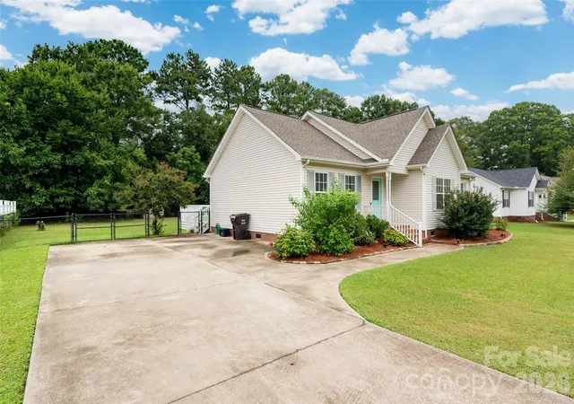 3rd image of 1382 Sullivan St, Rock Hill, SC 29730 | MLS# 4411199