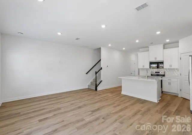 Photo 4 of Townhouse for sale at 9037 Foggy Brk Loop, Charlotte, NC 28216 | MLS# 4411203 | Listing updated on 2026-09-03