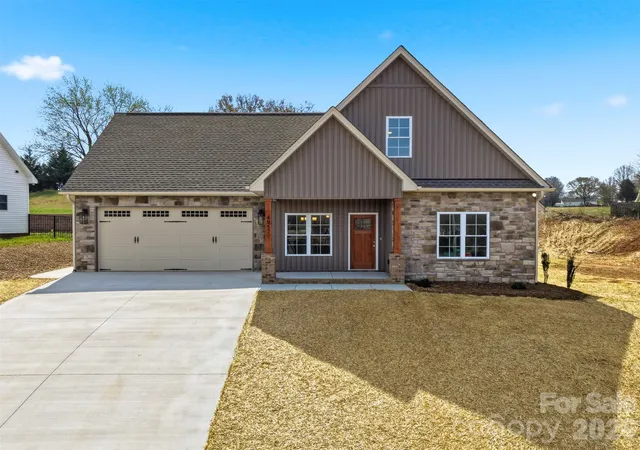 3rd image of 4957 Southview Dr, Hickory, NC 28602 | MLS# 4411205