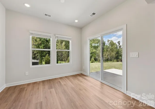 Photo 3 of Single family home for sale at 429 Luna Ln, Shelby, NC 28152 | MLS# 4411239 | Listing updated on 2026-09-16