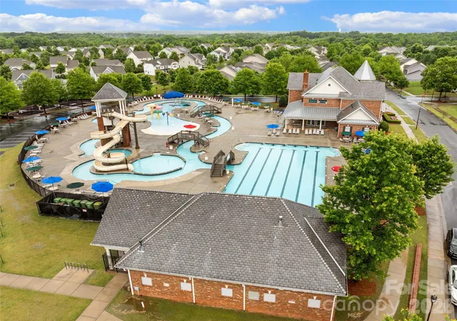 33rd image of 402 Dudley Dr, Fort Mill, SC 29715 | MLS# 4411256