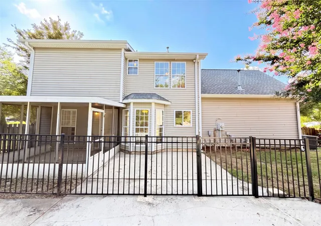 5th image of 3016 Wyntree Ct, Matthews, NC 28104 | MLS# 4411271