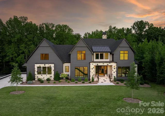 2nd image of 217 Crest Ct, Matthews, NC 28104 | MLS# 4411273