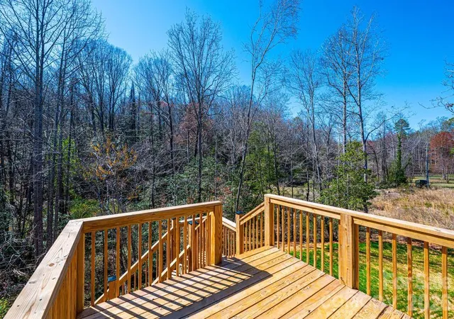 Photo 4 of Single family home for sale at 1314 39th Street Cir SW, Hickory, NC 28602 | MLS# 4411280 | Listing updated on 2026-08-06
