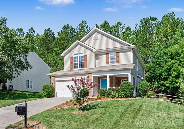 Photo 2 of Single family home for sale at 2133 Majestic Poplar Dr, Waxhaw, NC 28173 | MLS# 4411286 | Listing updated on 2026-10-03