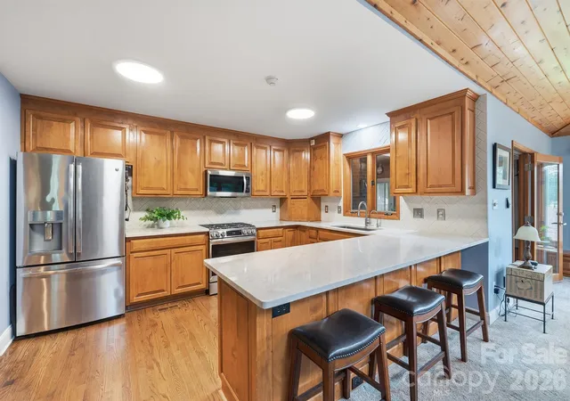 Photo 4 of Single family home for sale at 1419 Stoneyridge Dr, Charlotte, NC 28214 | MLS# 4411304 | Listing updated on 2026-10-16