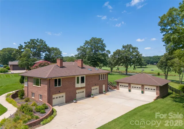 4th image of 1419 Stoneyridge Dr, Charlotte, NC 28214 | MLS# 4411304