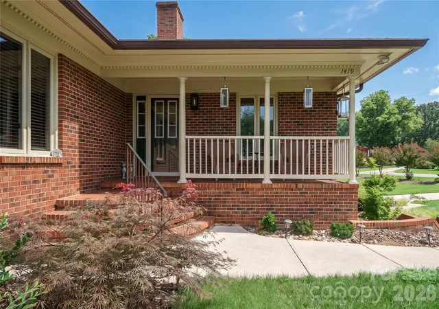 5th image of 1419 Stoneyridge Dr, Charlotte, NC 28214 | MLS# 4411304