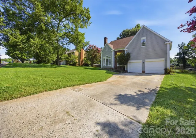 3rd image of 3110 Ivy Creek Rd, Gastonia, NC 28056 | MLS# 4411311