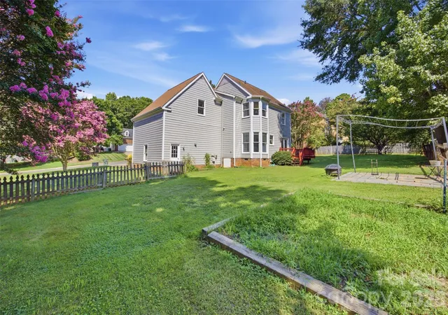 41st image of 3110 Ivy Creek Rd, Gastonia, NC 28056 | MLS# 4411311